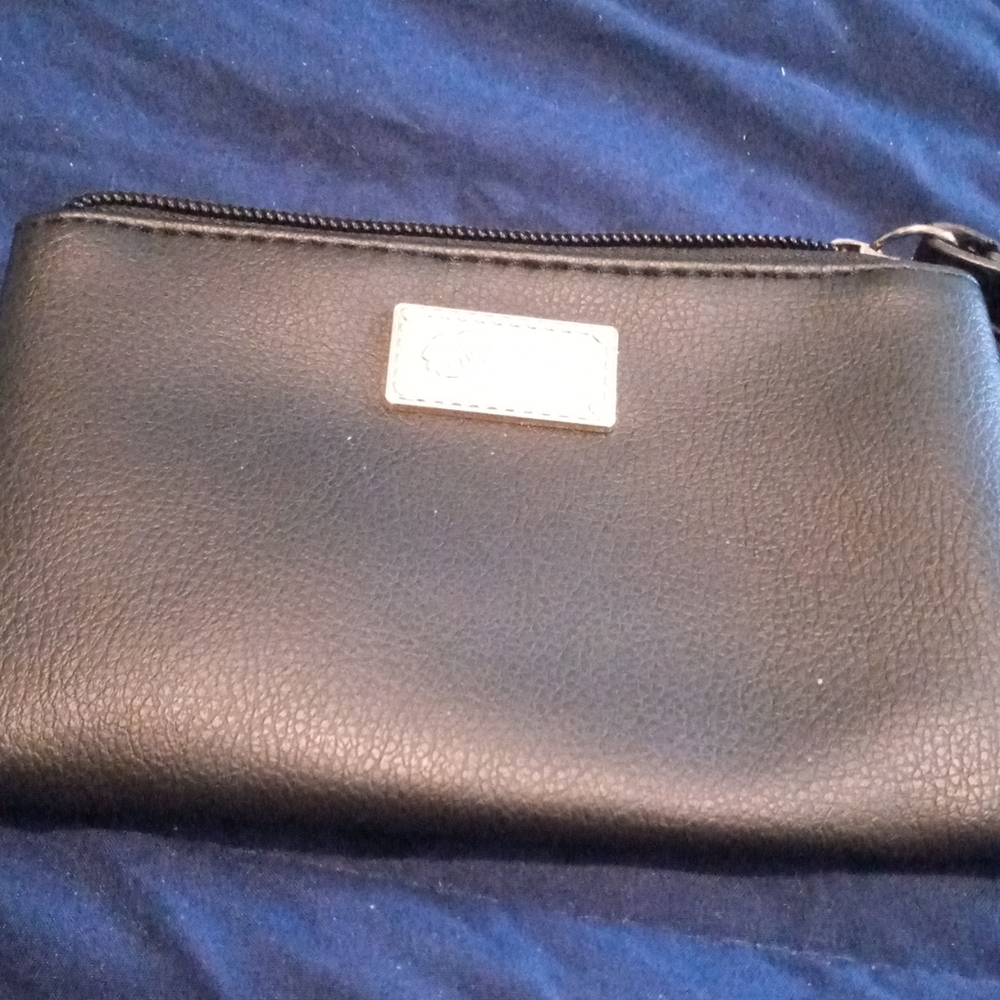 Luv Betsy wristlet